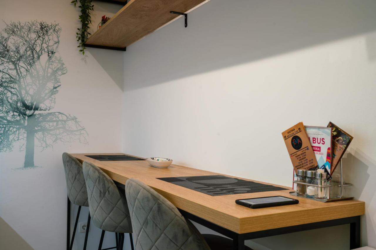 Apartment Studio Apartman Pale *